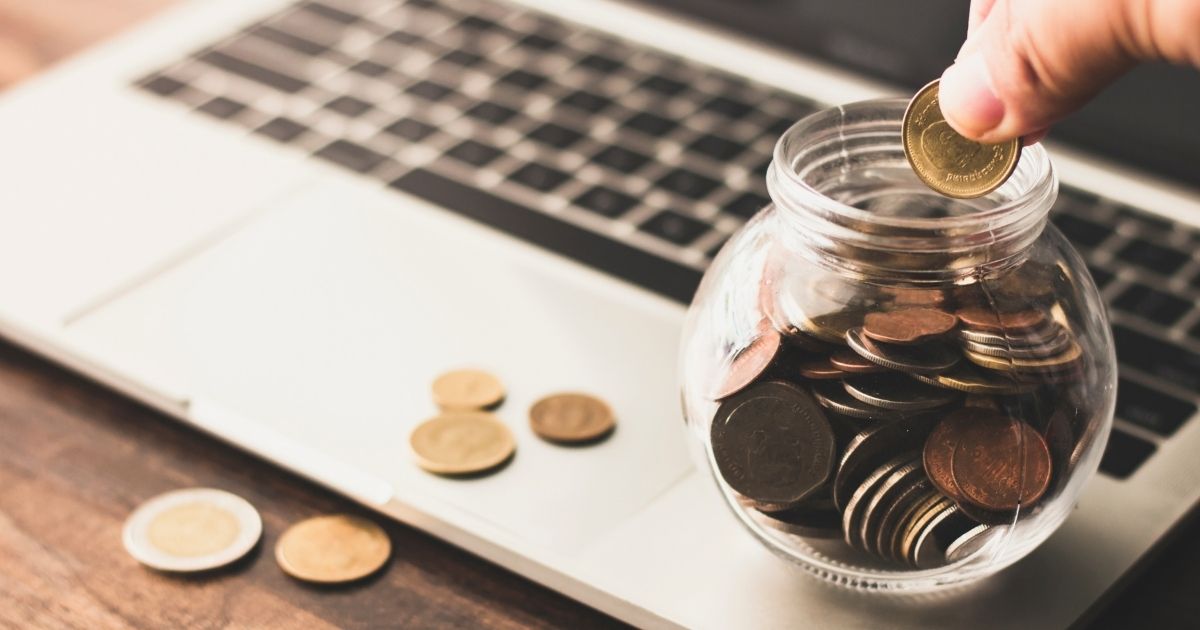 Law School Essentials: How to Save Money Law School Essentials: How to Save Money